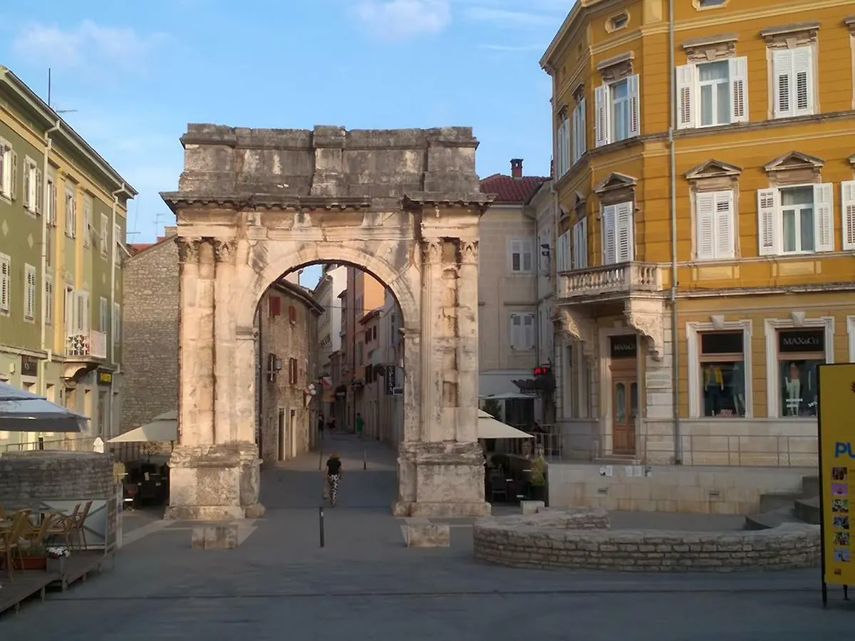 Apartamento Rainbow Pula Croacia